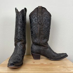 Vintage Corral Dark Brown Embroidered Leather Western Cowboy Boots